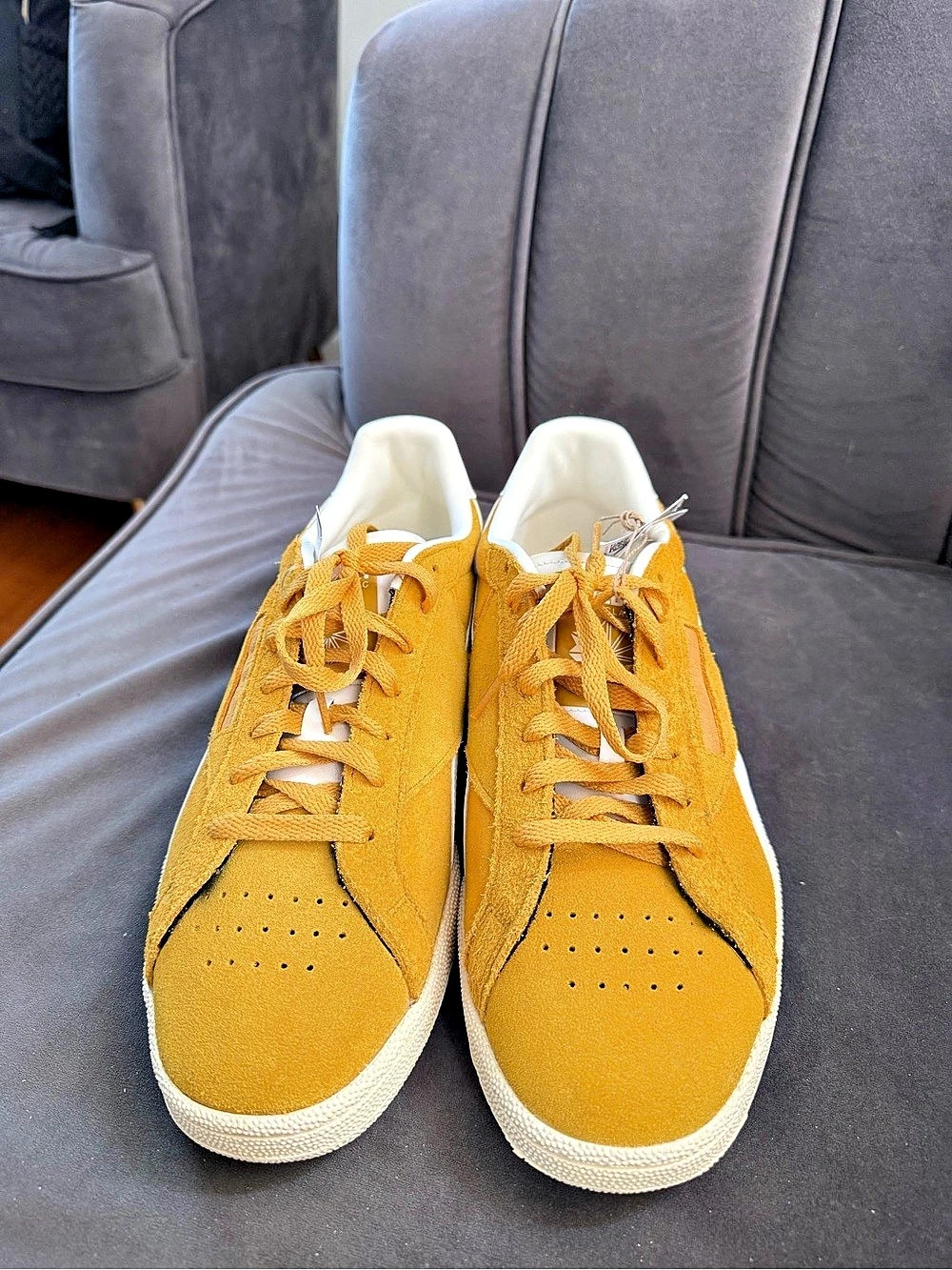 Reebok Club C 85 Vintage Yellow & White Sneakers US 10.5